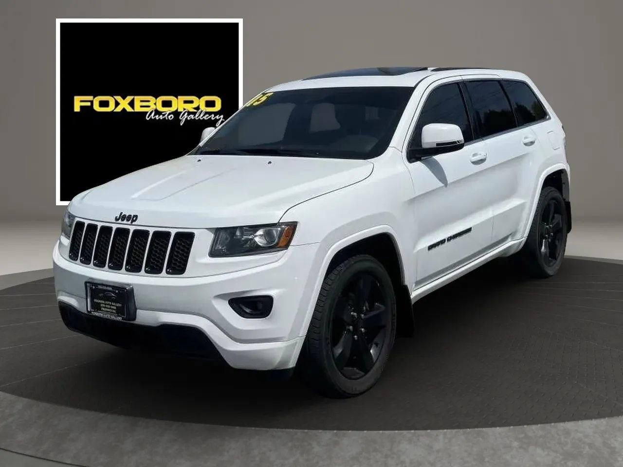 Used 2015 Jeep Grand Cherokee Altitude image 1