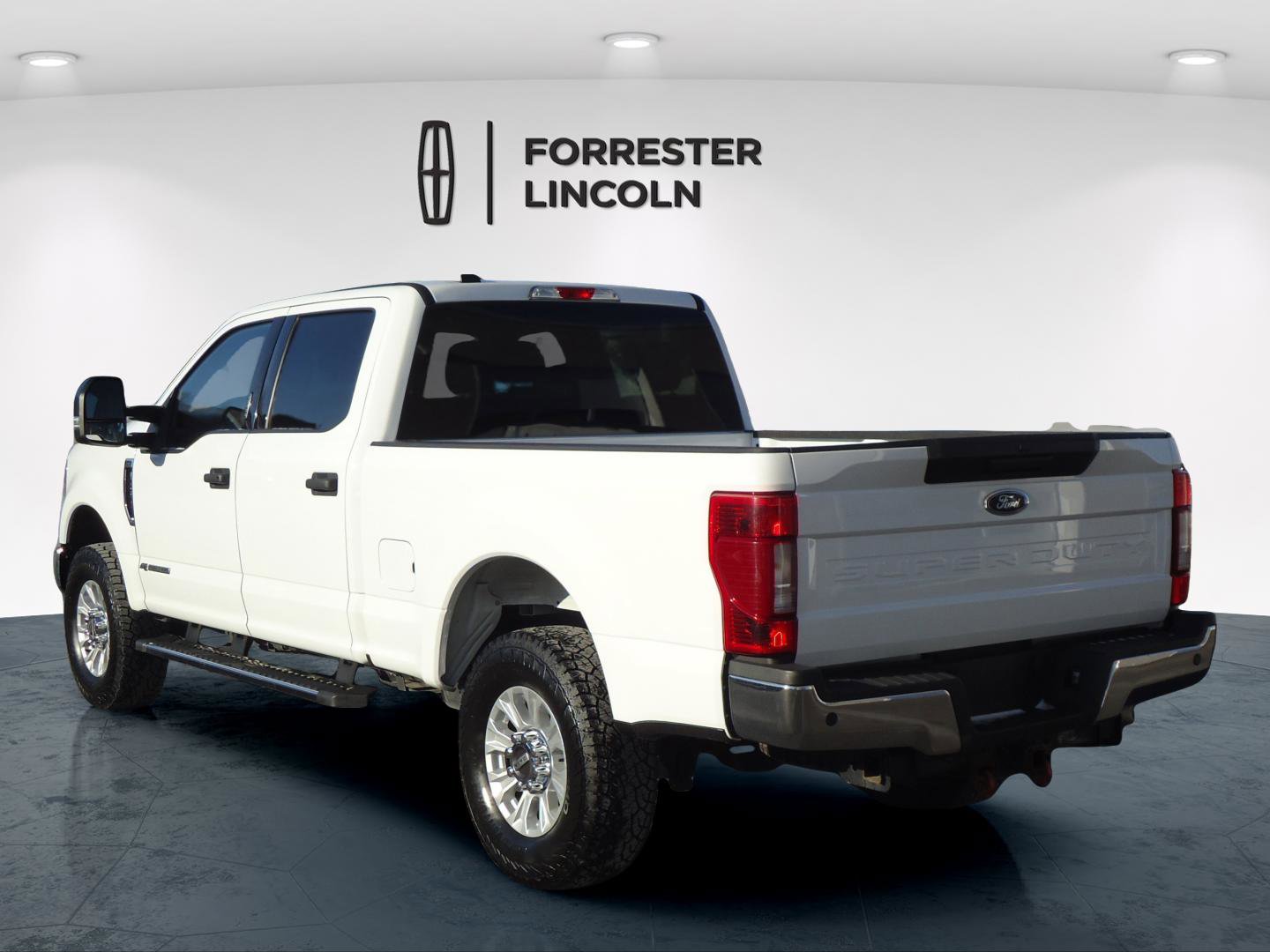 Used 2022 Ford F250 XLT w/ XLT Value Package image 5