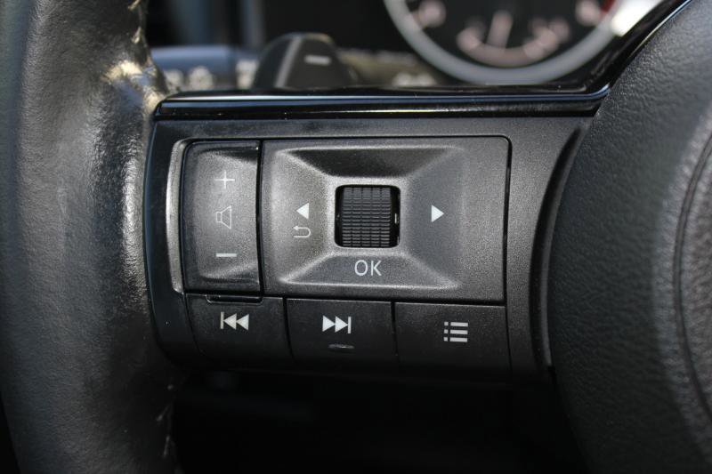 Used 2022 Nissan Rogue SL image 25