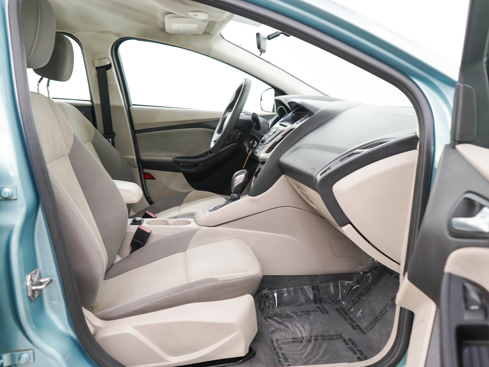 Used 2012 Ford Focus SE FWD image 11