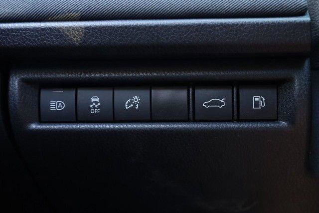 Used 2025 Toyota Camry LE FWD image 18