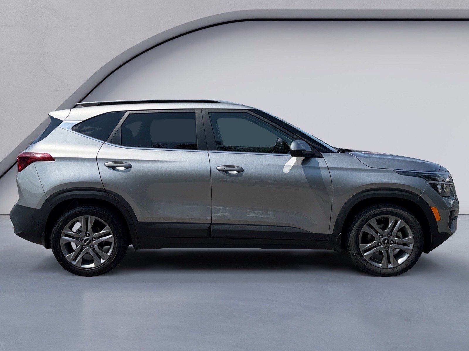 Used 2023 Kia Seltos S FWD image 6