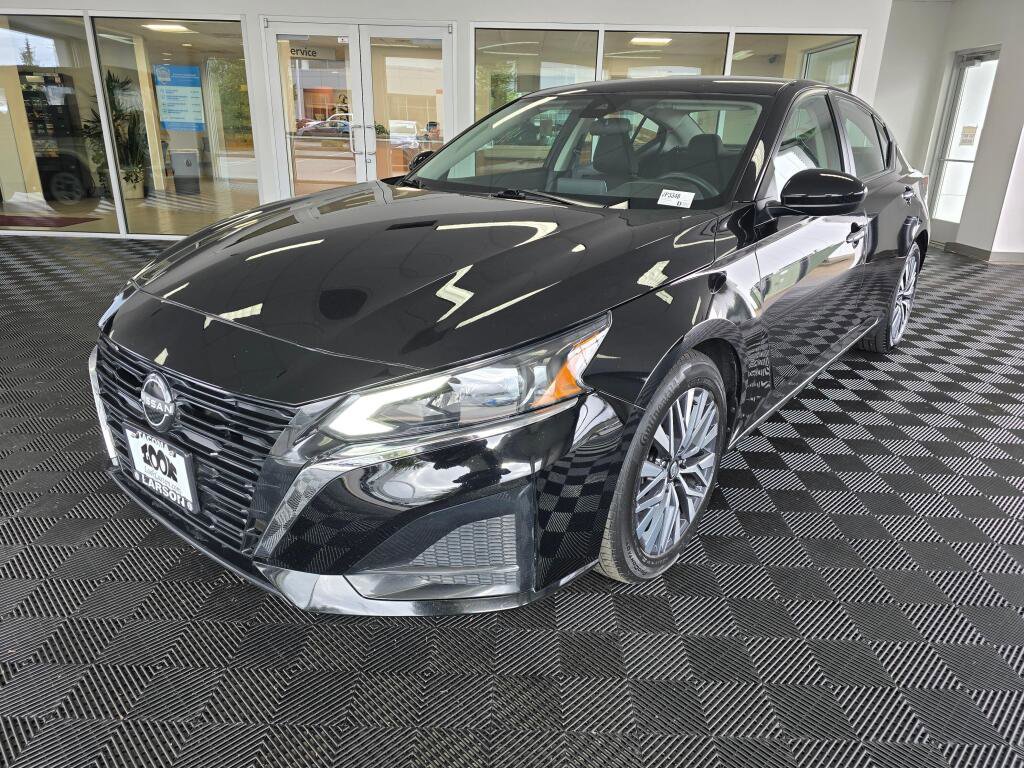 Used 2023 Nissan Altima 2.5 SV image 8