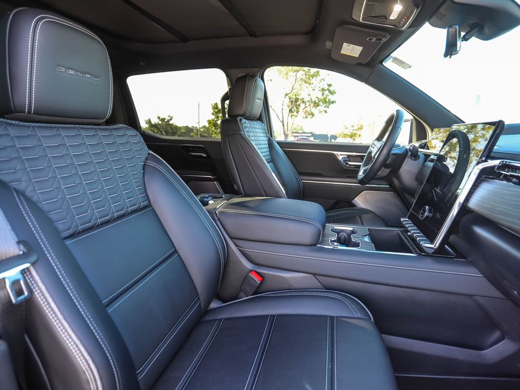 Used 2025 GMC Sierra EV Denali AWD/4WD image 27