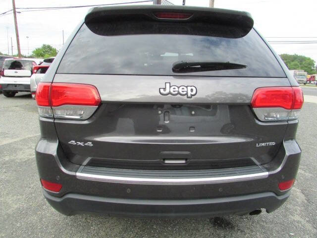Used 2017 Jeep Grand Cherokee Limited AWD/4WD image 5