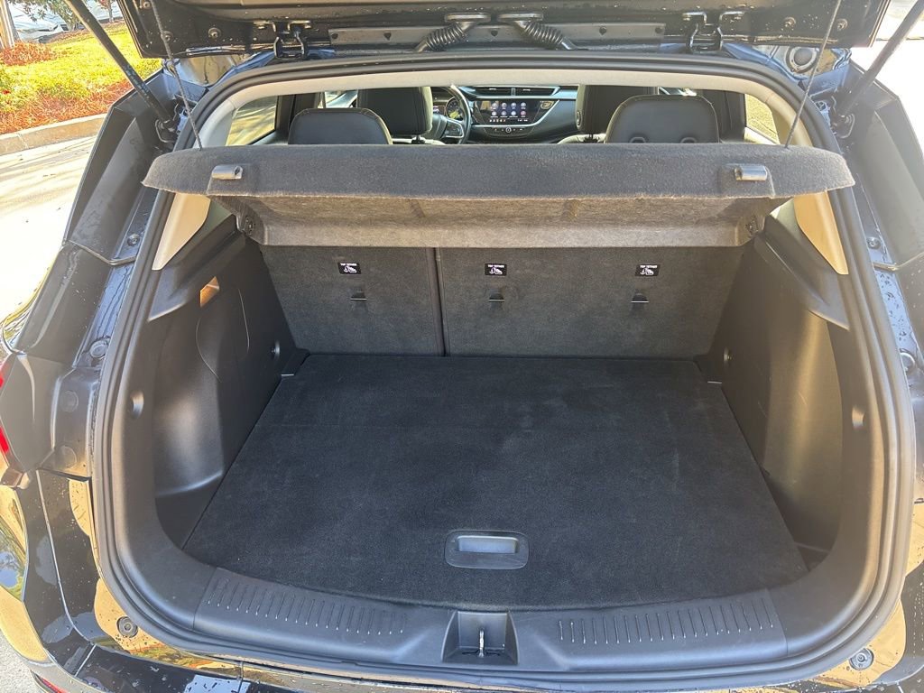 Used 2021 Buick Encore GX Select w/ Sport Touring Package image 11