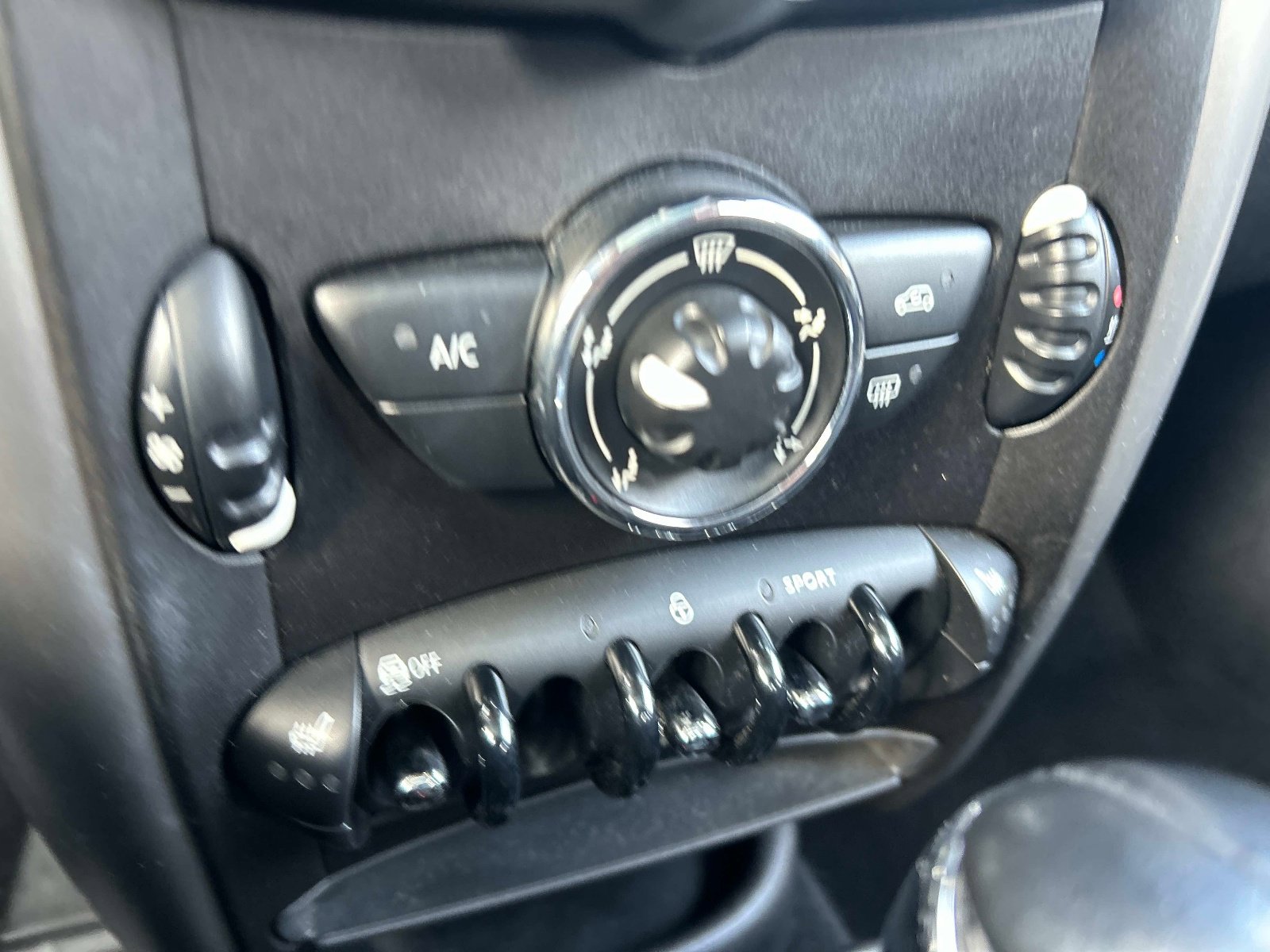 Used 2014 MINI Cooper Countryman image 27