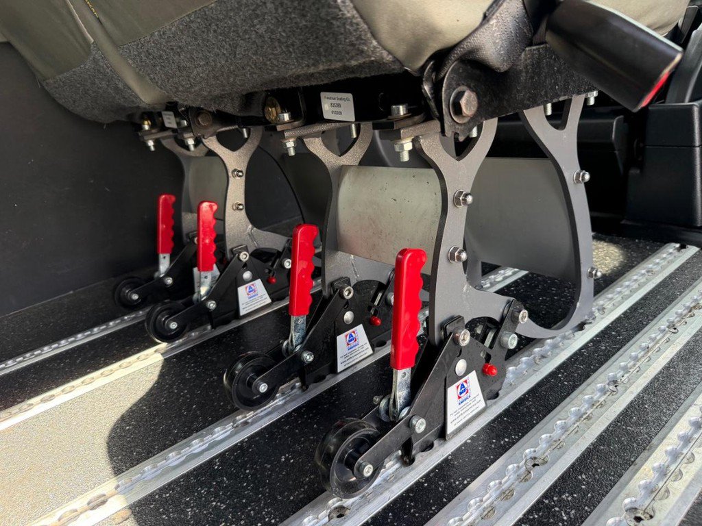 Used 2020 Ford Transit 350 XL RWD image 29