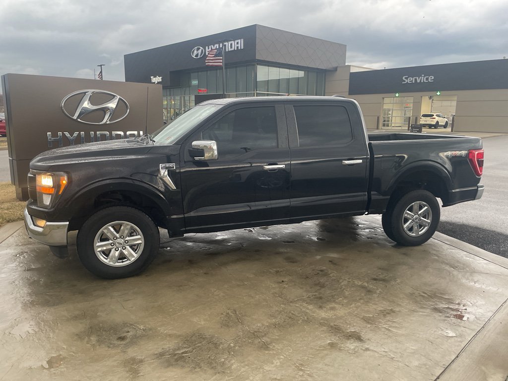 Used 2023 Ford F150 XLT AWD/4WD image 2