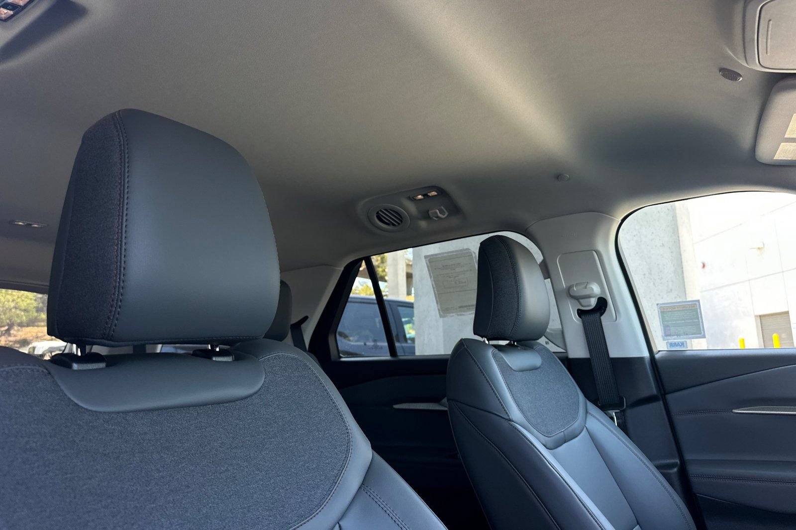 New 2026 Ford Explorer Active w/ Active Comfort Package RWD image 17