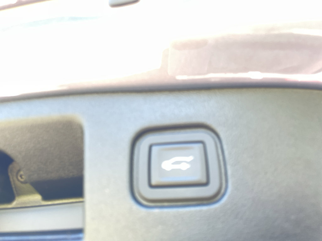 Used 2024 Chevrolet Blazer EV LT AWD/4WD image 47