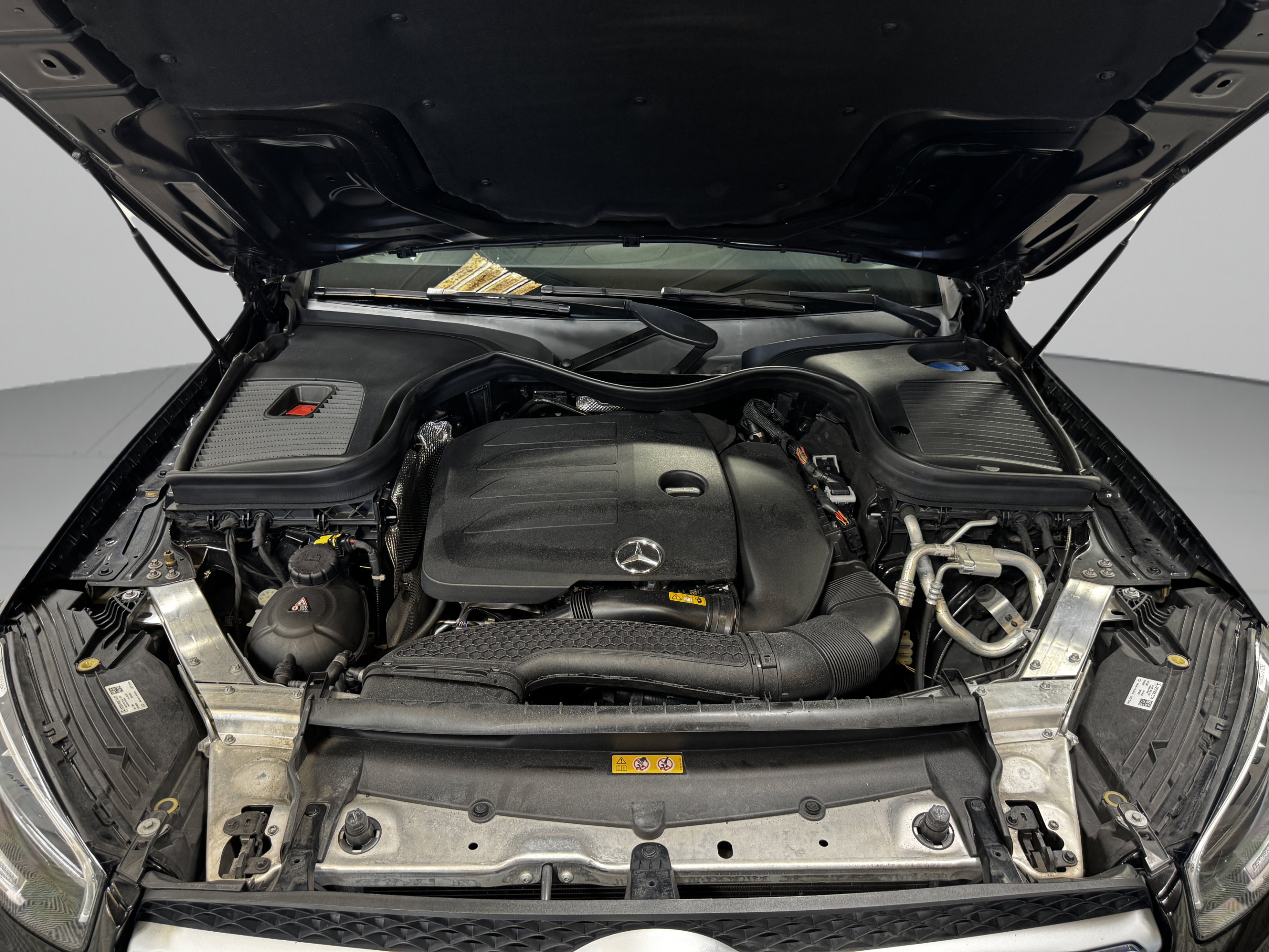 Used 2021 Mercedes-Benz GLC 300 image 41