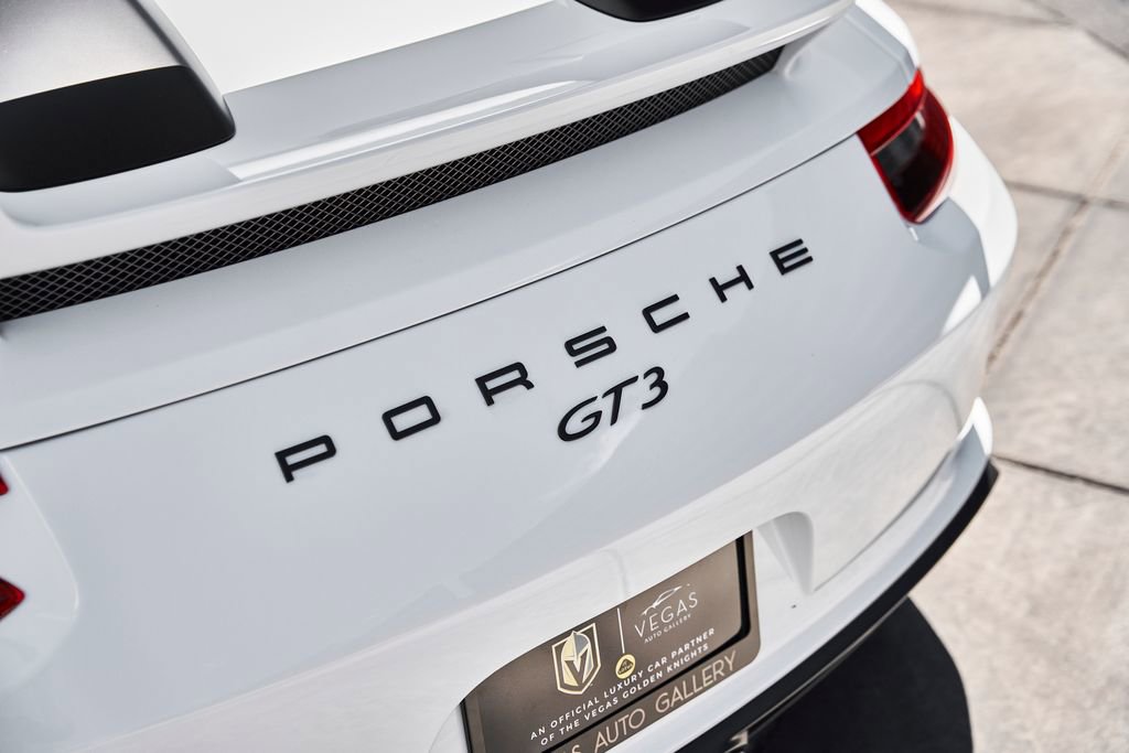 Used 2018 Porsche 911 GT3 RWD image 11