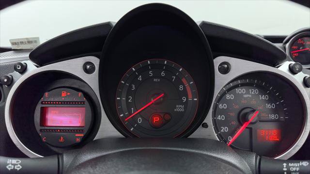Used 2019 Nissan 370Z Touring Sport RWD image 22