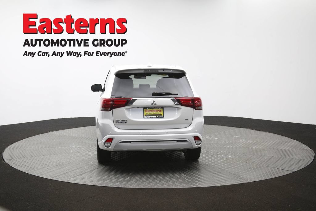 Used 2020 Mitsubishi Outlander SEL AWD/4WD image 36