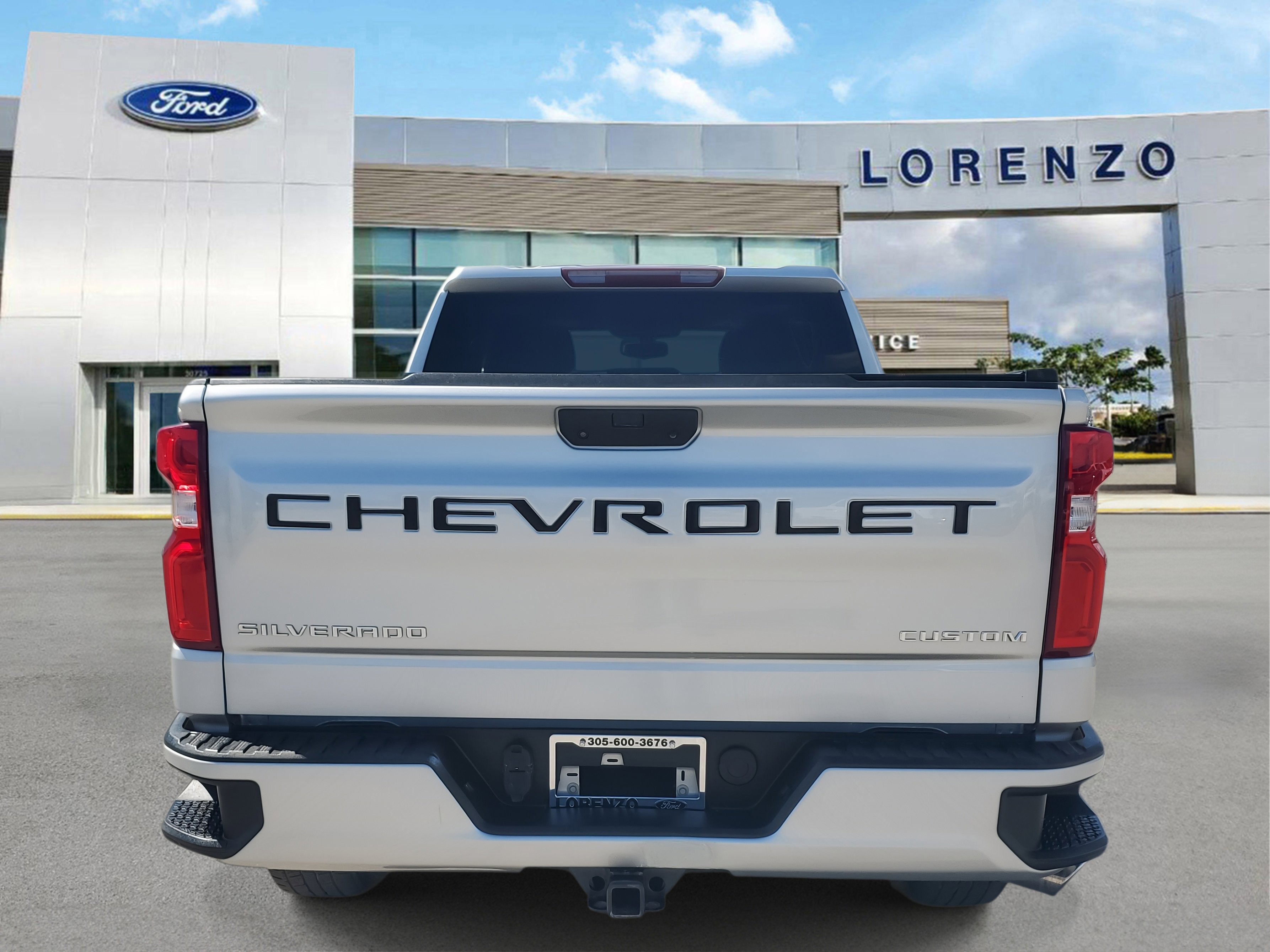 Used 2021 Chevrolet Silverado 1500 Custom image 6