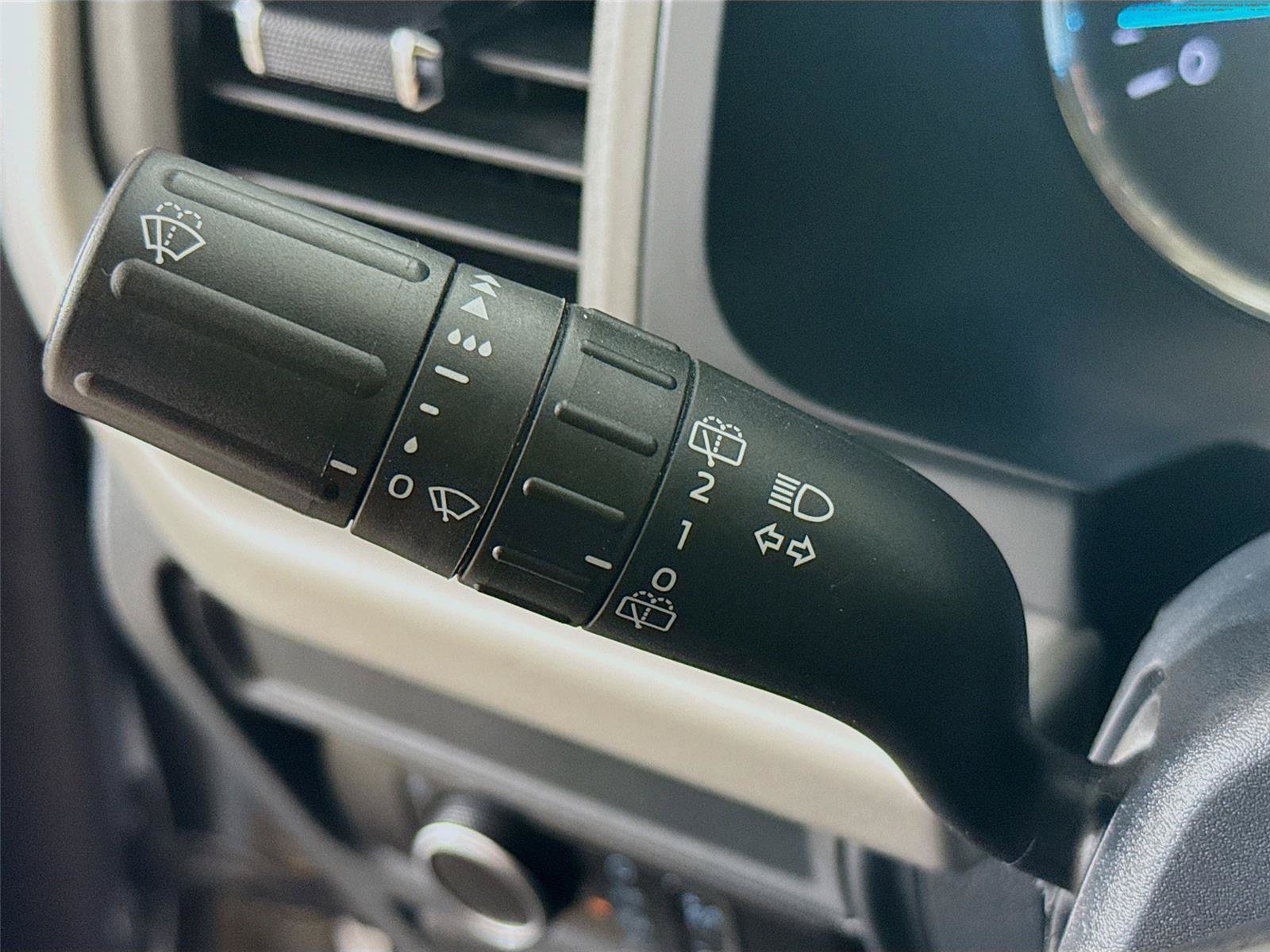 Used 2023 Ford Expedition Max XL RWD image 5