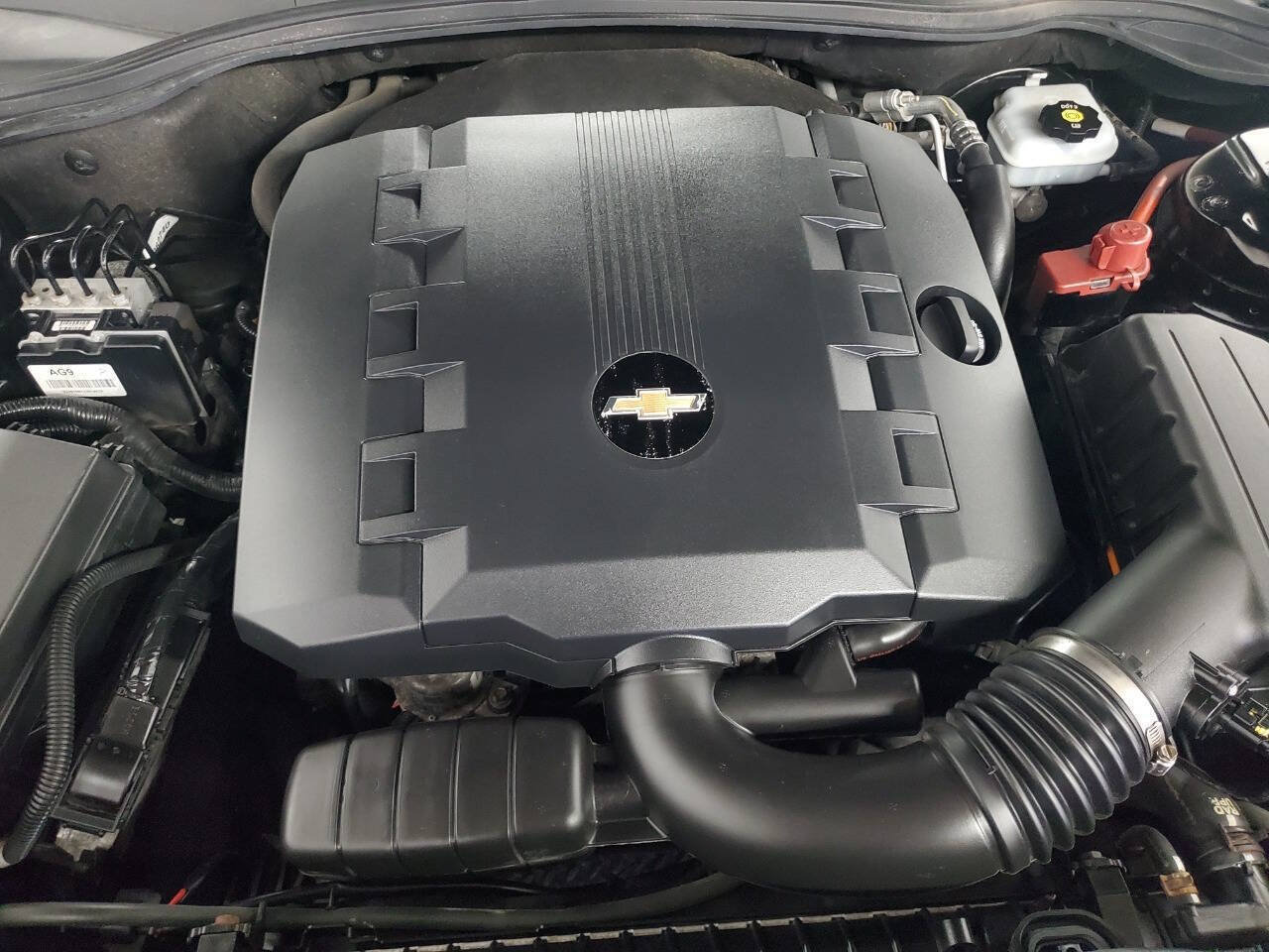 Used 2011 Chevrolet Camaro LT RWD image 4