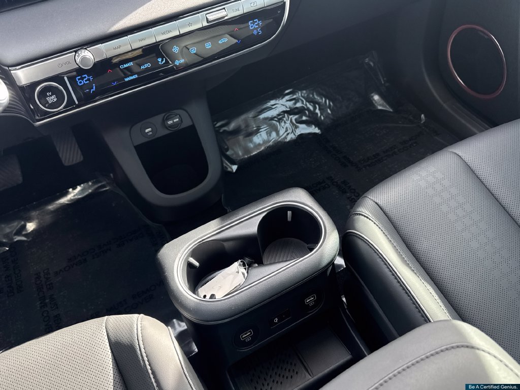 Certified 2024 Hyundai Ioniq 5 Limited AWD/4WD image 39