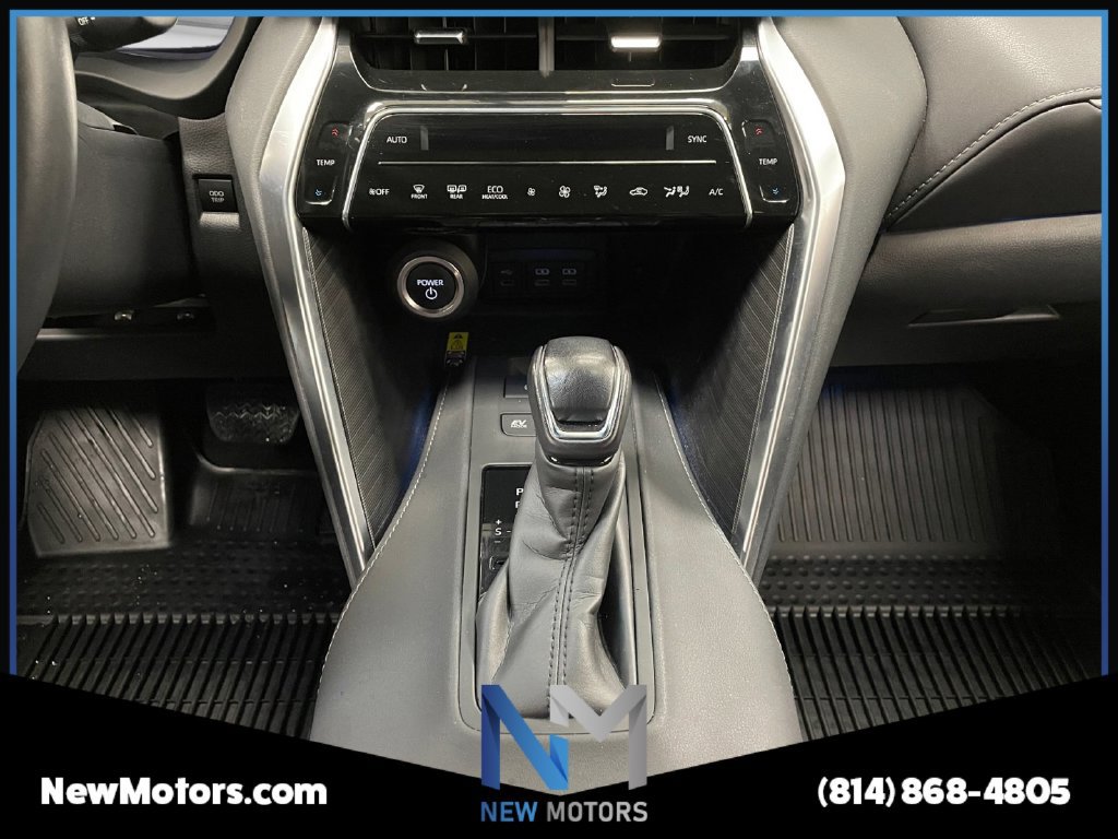 Used 2023 Toyota Venza Limited AWD/4WD image 10