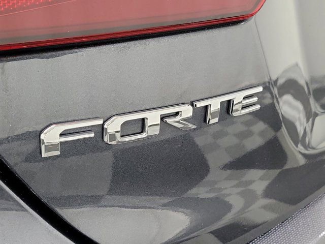 Used 2021 Kia Forte GT-Line image 7