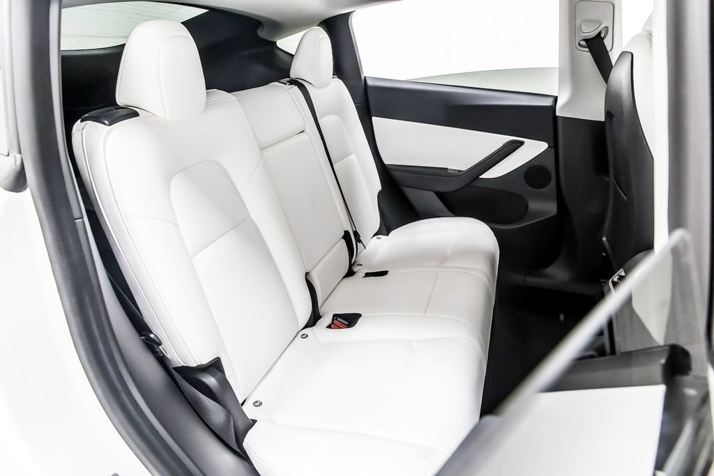 Used 2021 Tesla Model Y 2WD image 37