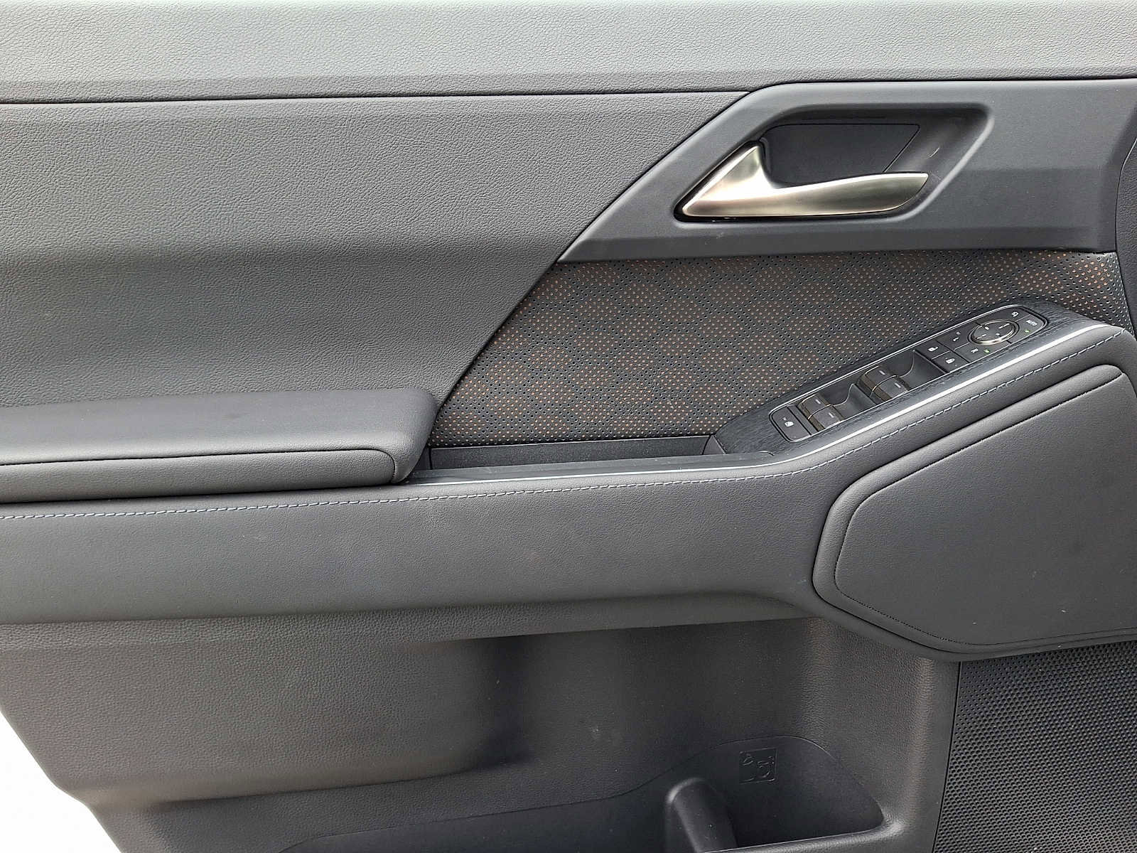 Used 2025 Lexus GX 550 Premium+ w/ Accessory Package (2T) image 10