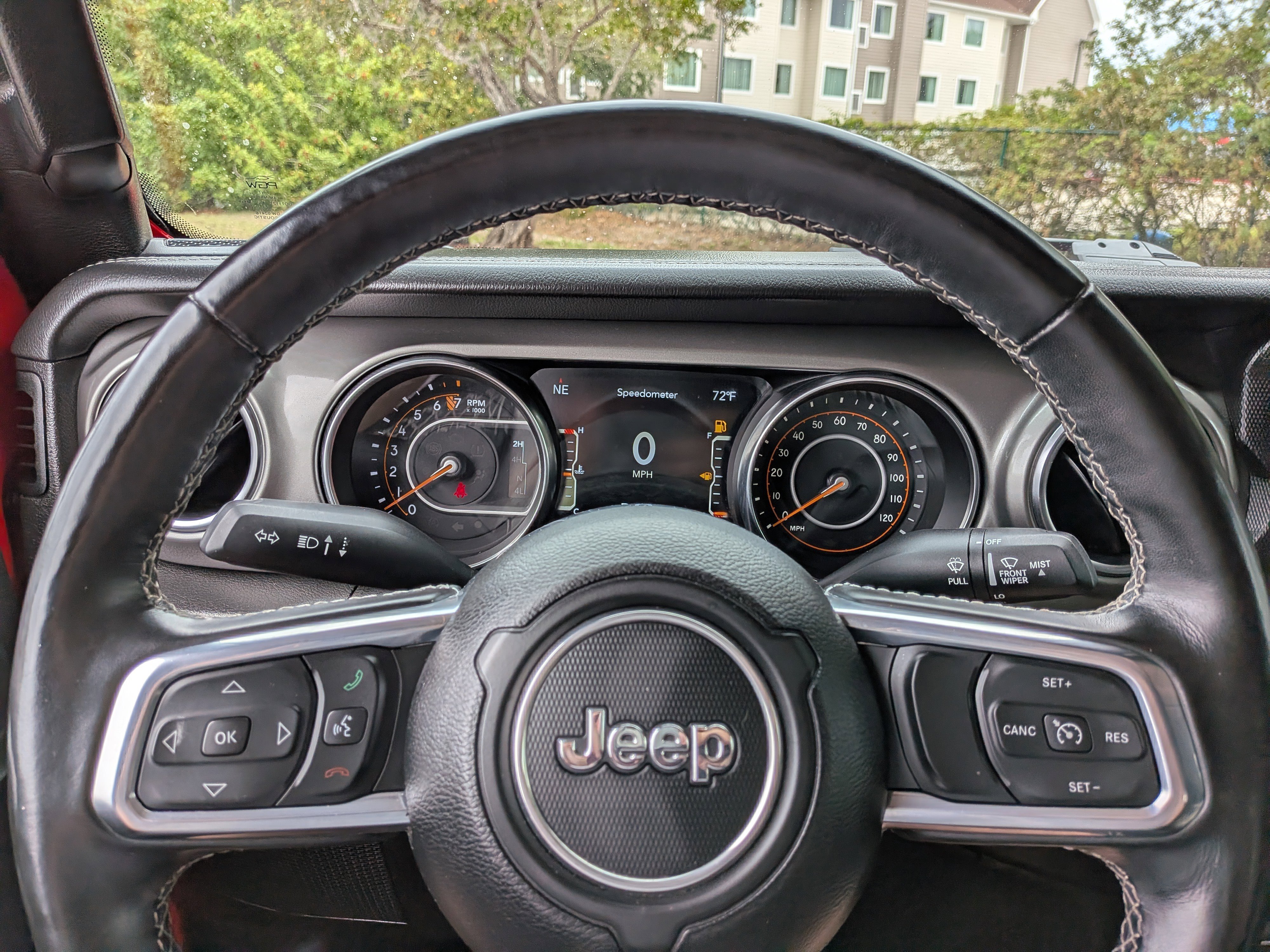 Used 2022 Jeep Gladiator Overland w/ Cold Weather Group image 25