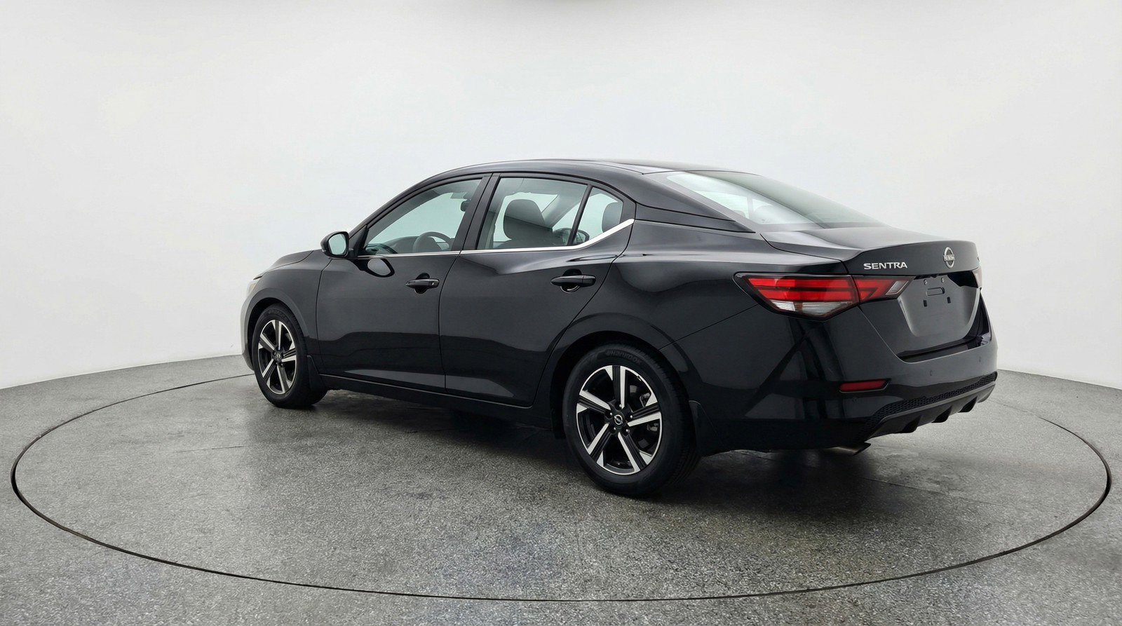 Used 2025 Nissan Sentra SV image 6