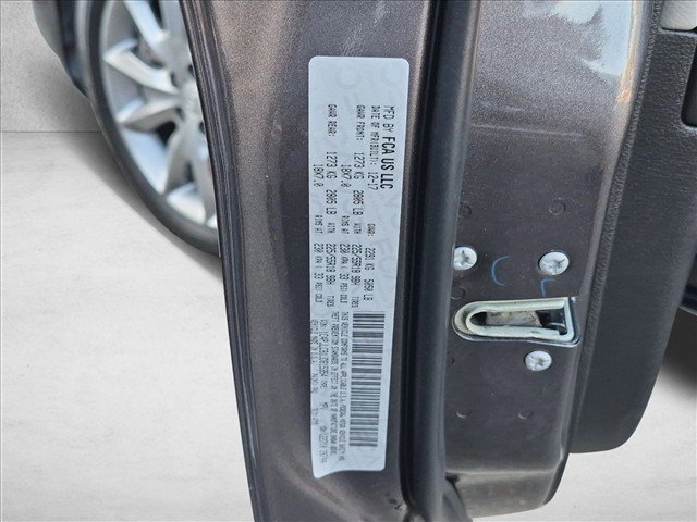Used 2018 Jeep Cherokee Latitude FWD image 20