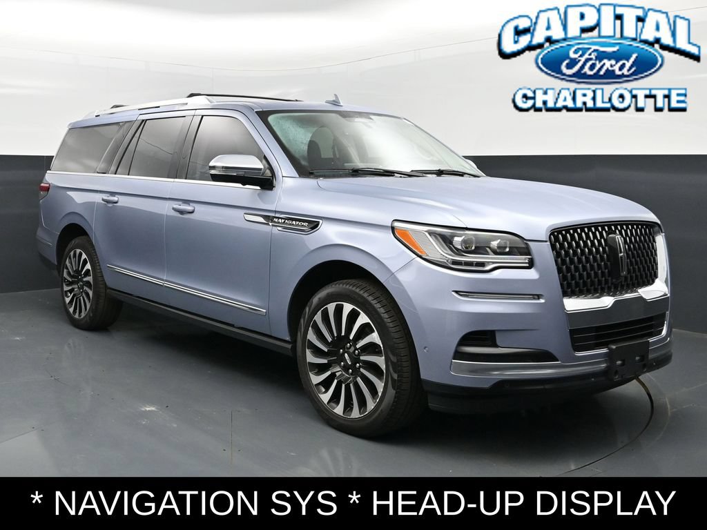 Used 2023 Lincoln Navigator L Black Label AWD/4WD image 4
