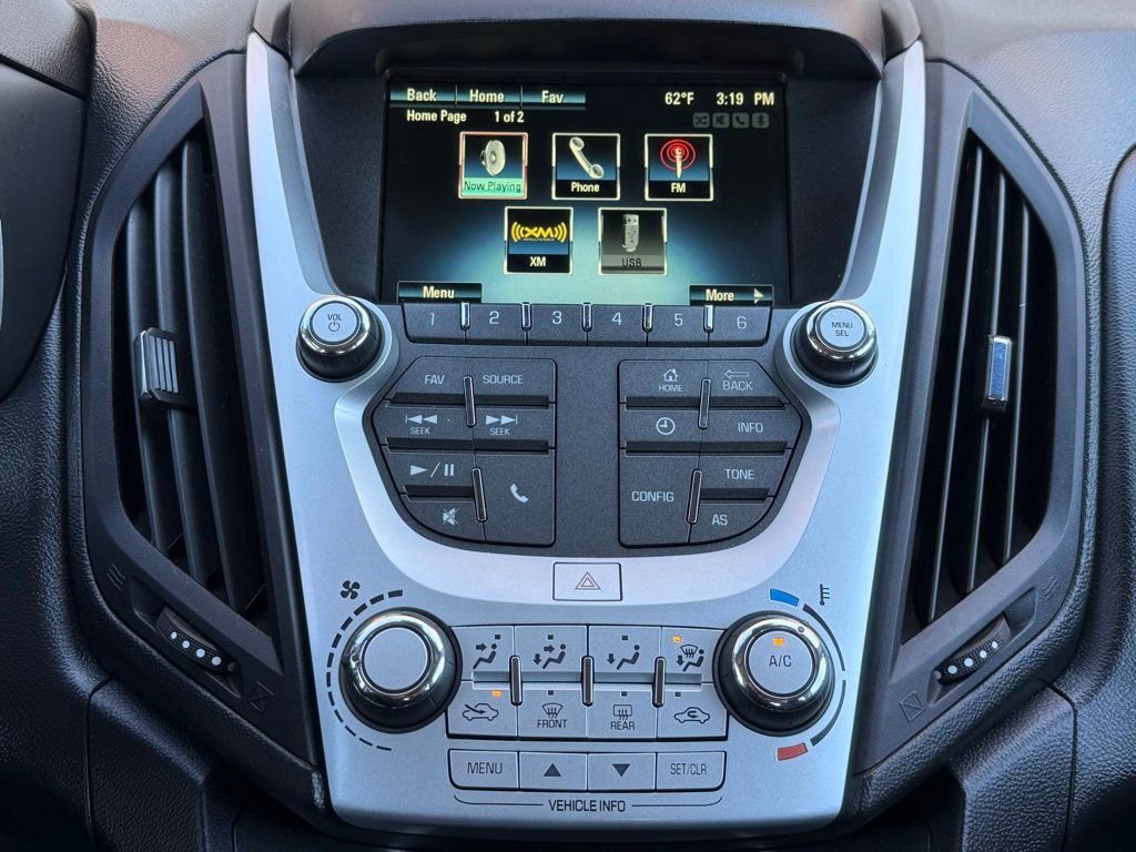 Used 2017 Chevrolet Equinox LS image 27