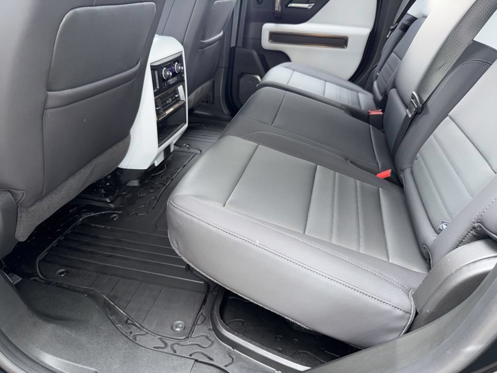 Used 2025 GMC Hummer EV 3X AWD/4WD image 30