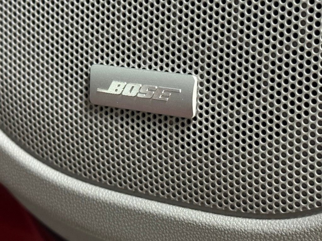 Certified 2023 GMC Acadia SLT w/ Technology Package image 26