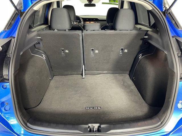 Used 2022 Nissan Kicks S image 17