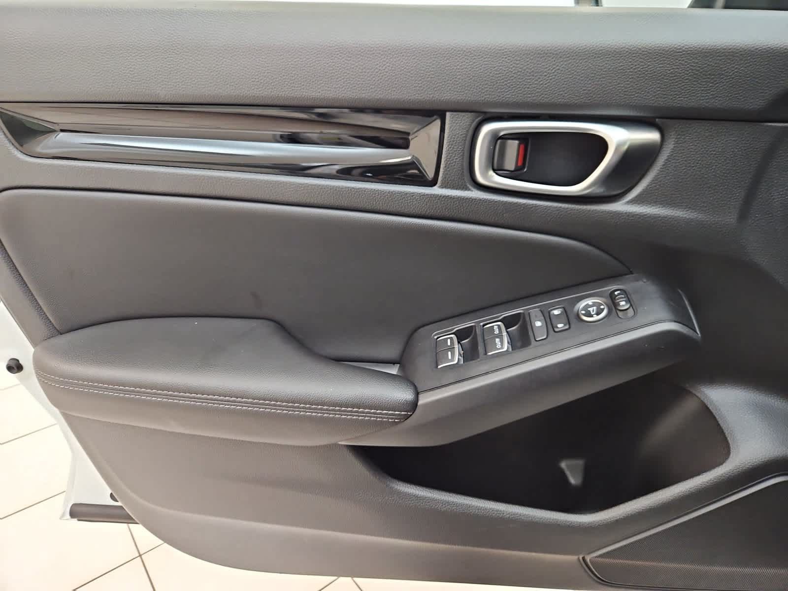 Used 2022 Honda Civic EX-L image 15