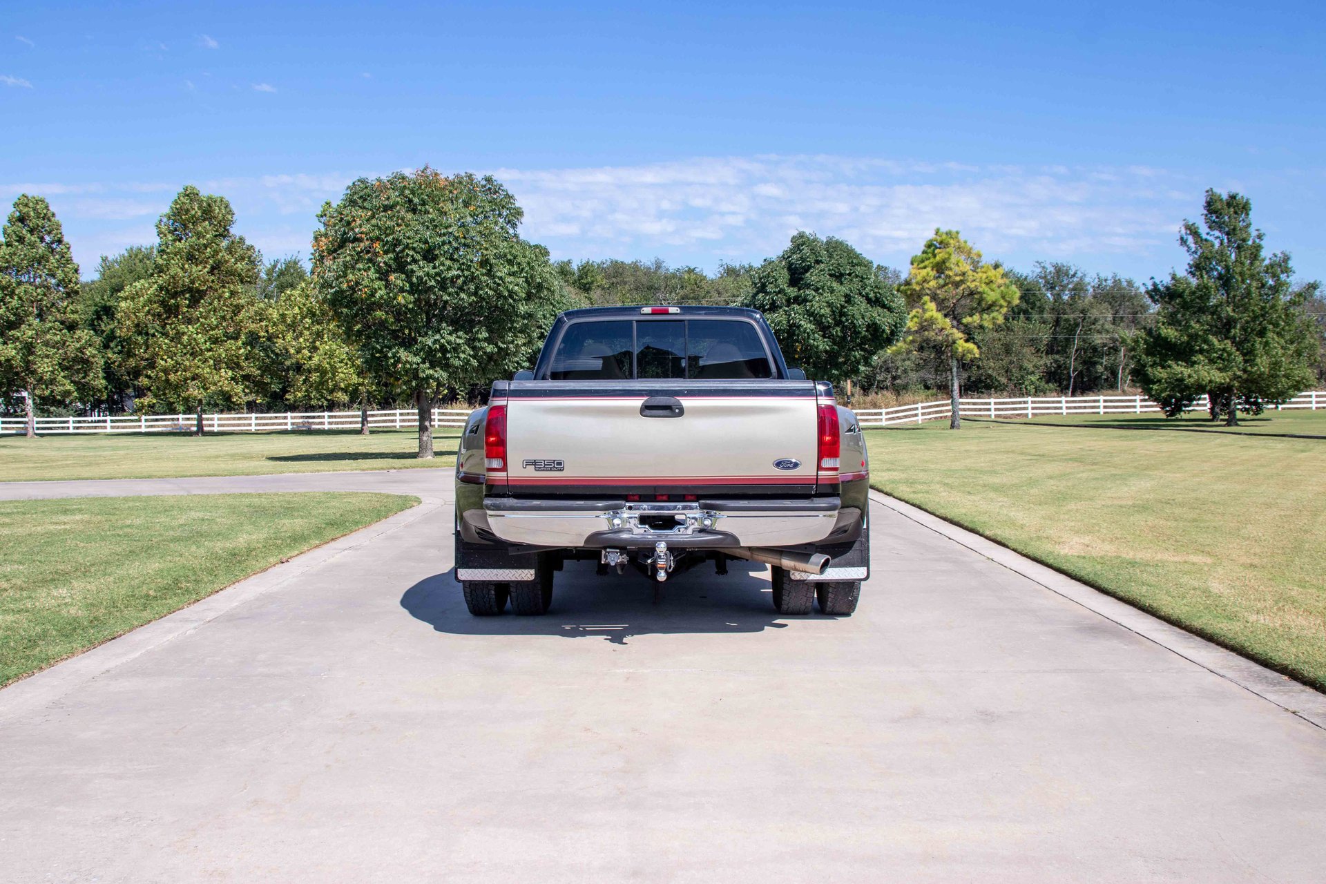 Used 2000 Ford F350 Lariat image 24