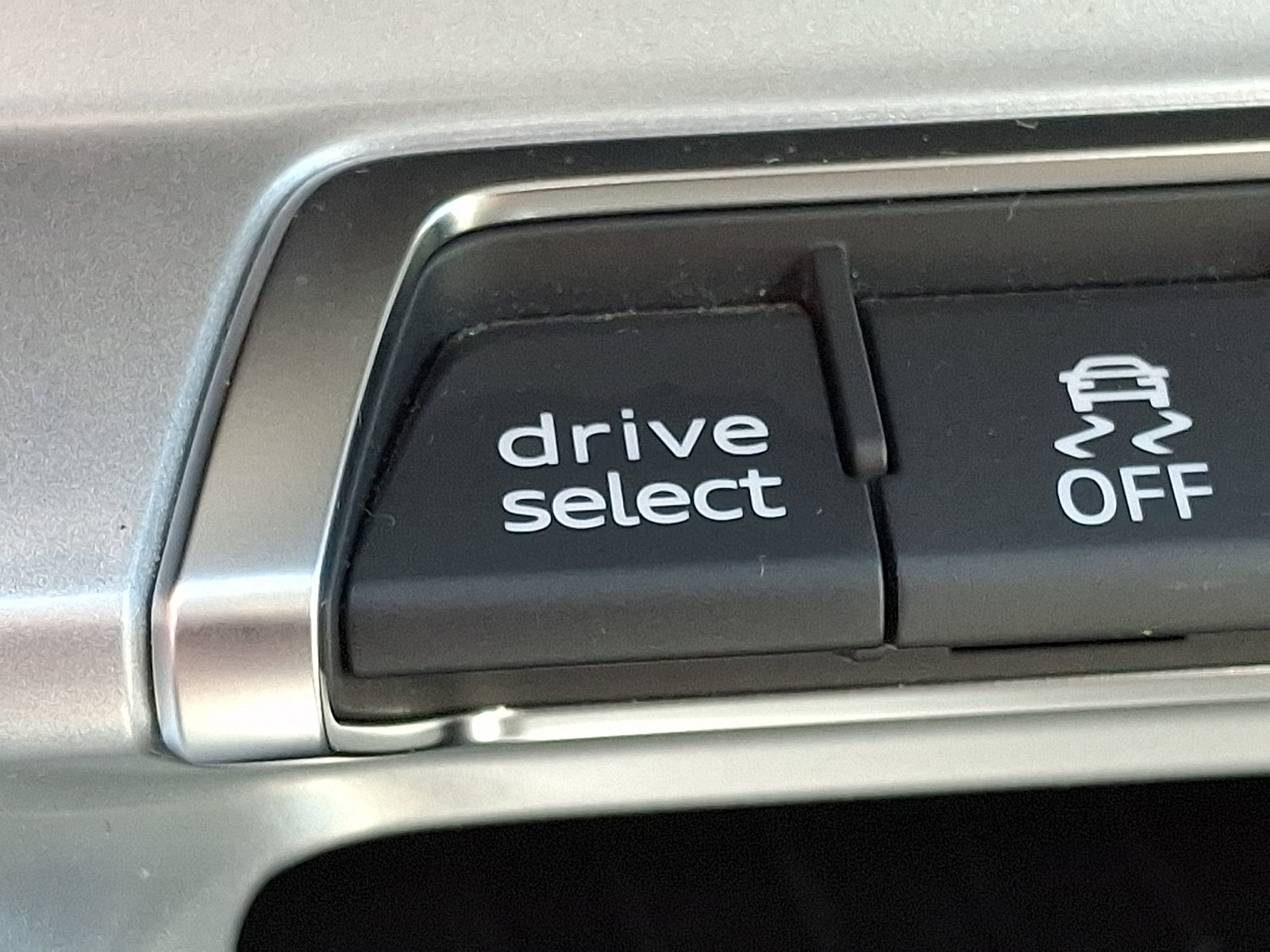 Certified 2022 Audi Q3 2.0T Premium Plus AWD/4WD image 23