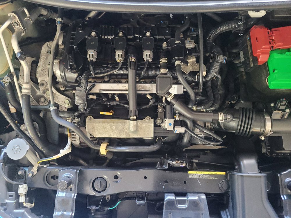Used 2021 Nissan Versa SV FWD image 30