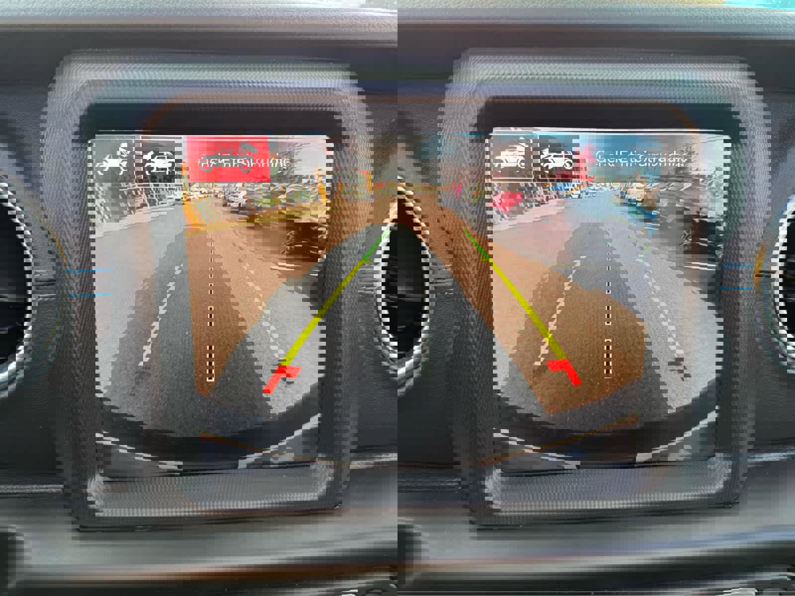 Used 2021 Jeep Wrangler Unlimited Rubicon 4xe w/ Steel Bumper Group image 22