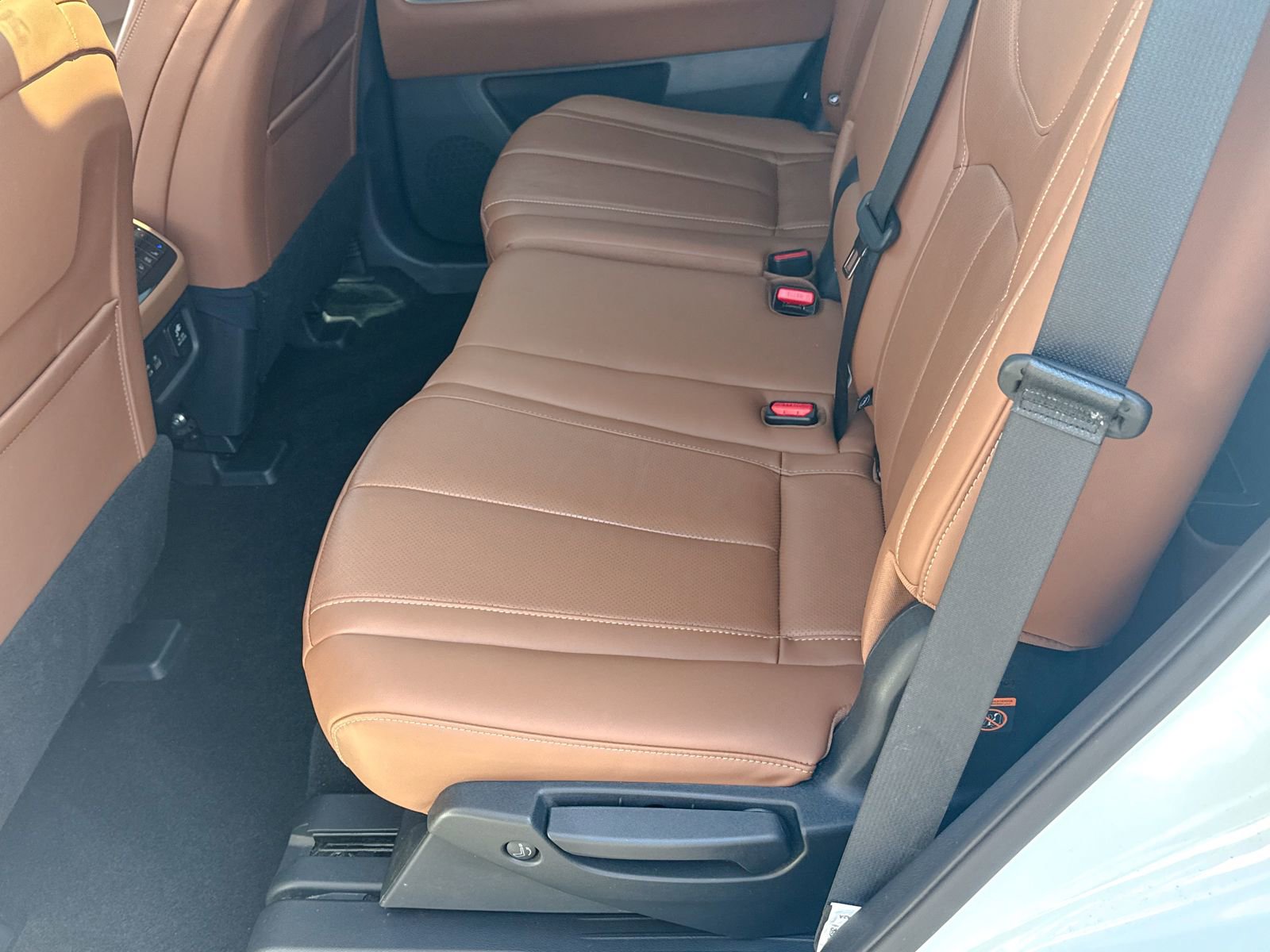 Used 2024 INFINITI QX60 Sensory w/ Vision Package image 24