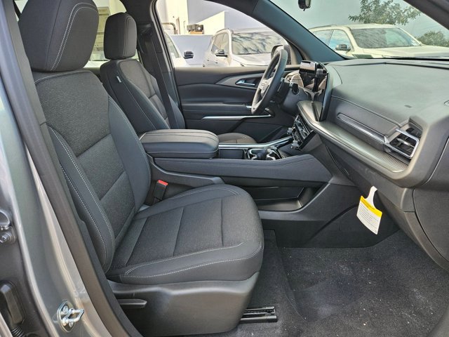 New 2026 Chevrolet Traverse LT image 16