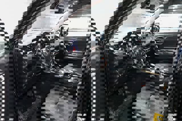 Used 2020 Toyota RAV4 XLE image 19