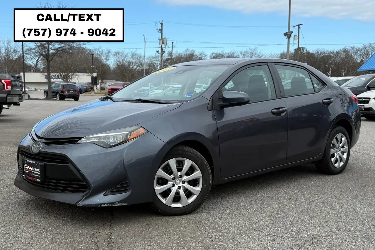 Used 2019 Toyota Corolla LE image 1