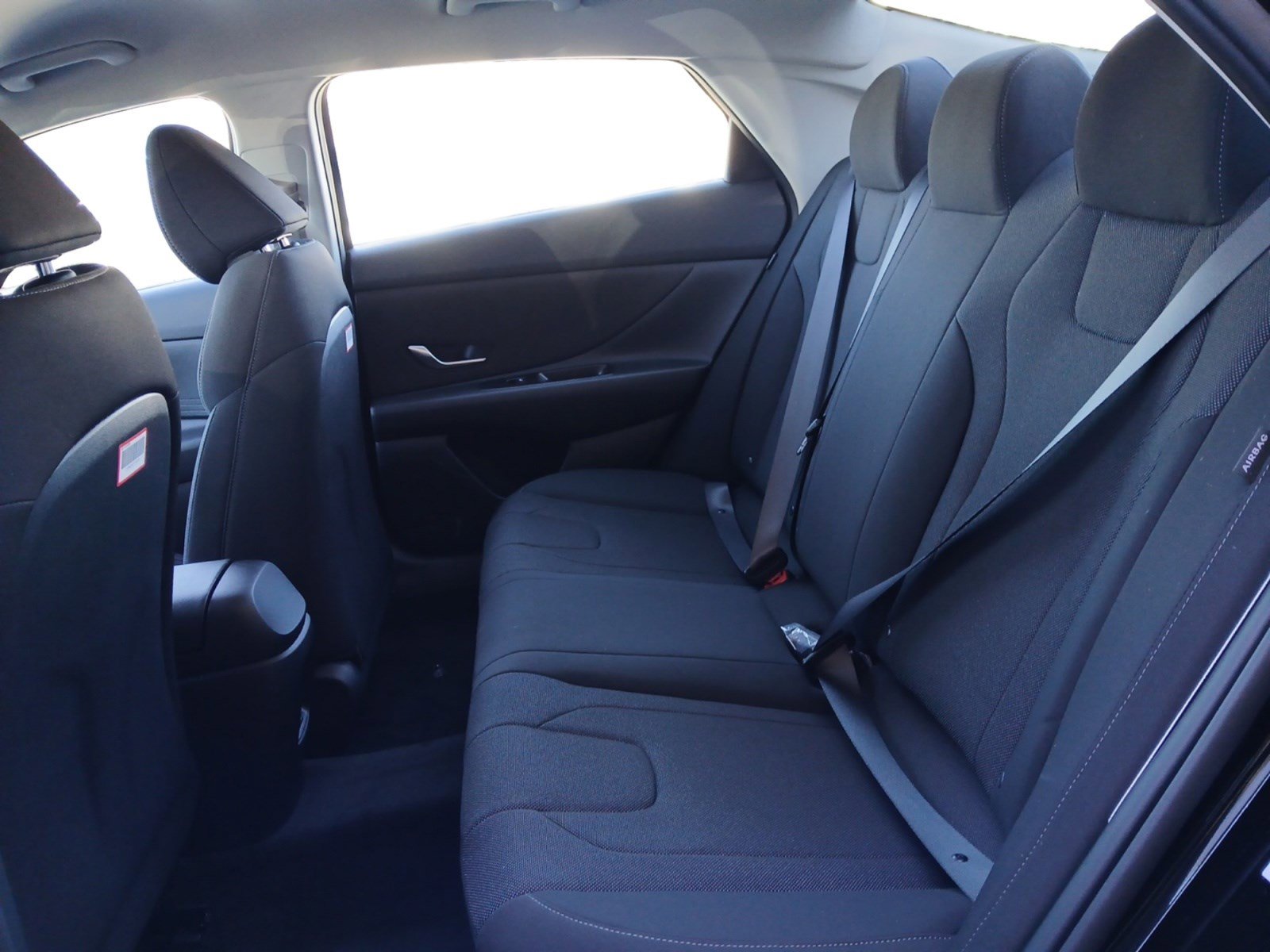 New 2026 Hyundai Elantra SE image 13