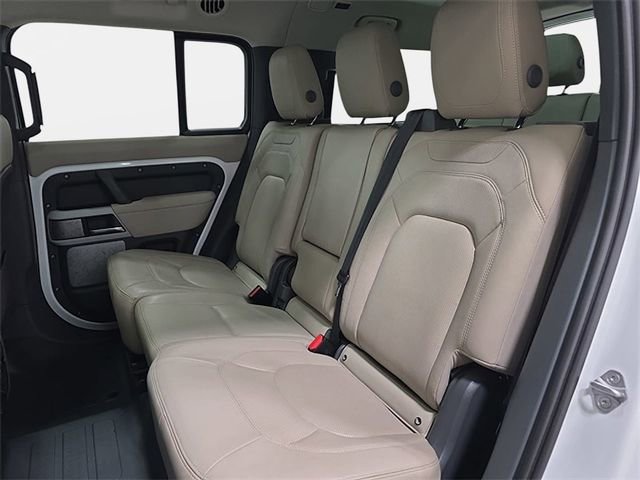 Used 2023 Land Rover Defender 130 SE AWD/4WD image 13