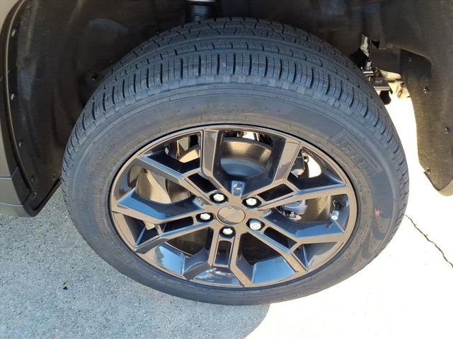 New 2025 Jeep Grand Cherokee Limited image 19