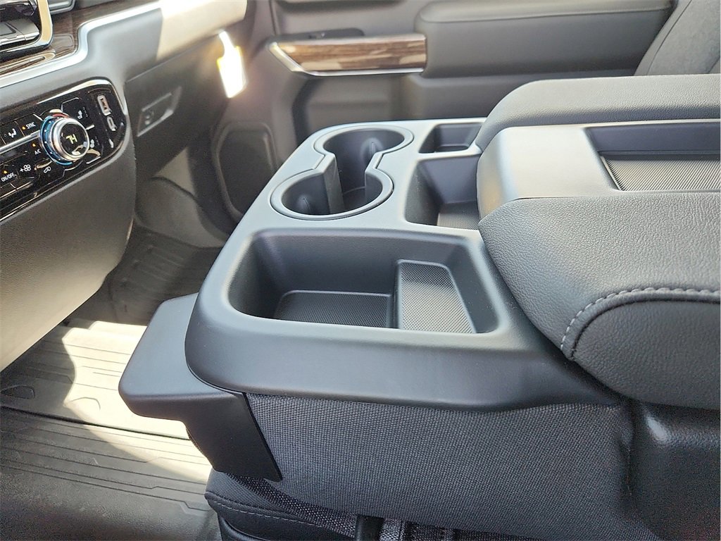 New 2026 GMC Sierra 3500 SLE image 25