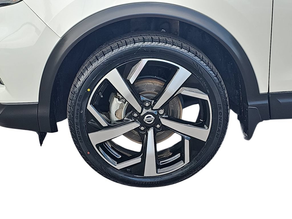 Used 2022 Nissan Rogue Sport SL AWD/4WD image 30