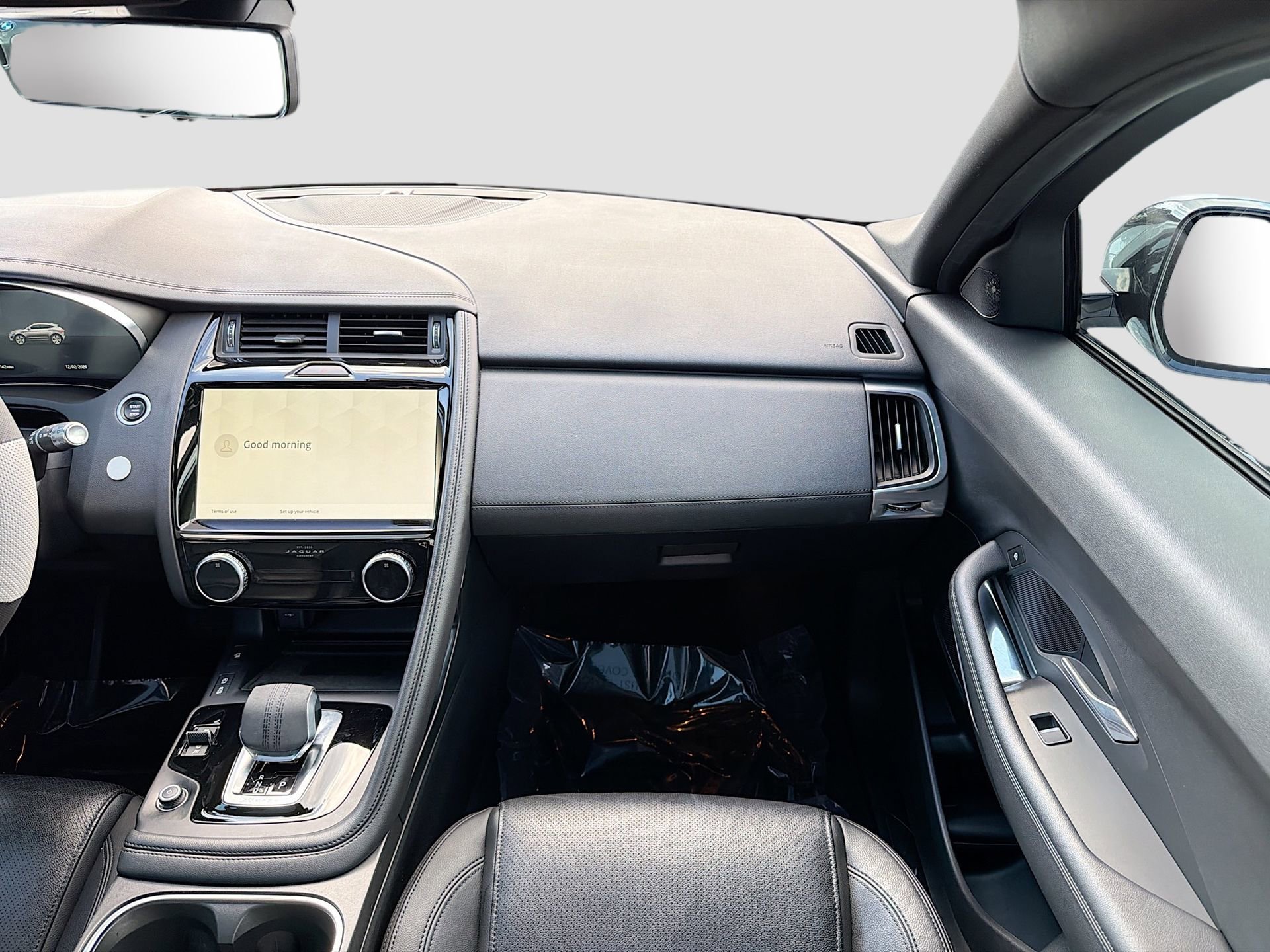 Used 2022 Jaguar E-PACE SE image 18